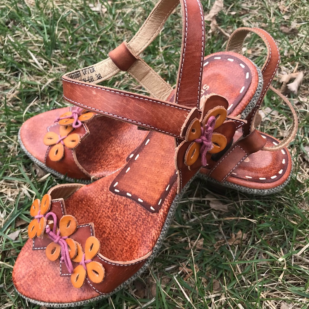 Spring Step Sandals